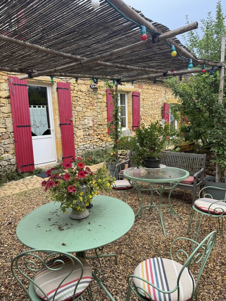 Vue de la borie où a lieu le séjour yoga et randonnée